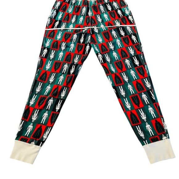 Hanna Andersson Unisex Red & Green Pajama Set Star Wars Winter Design Size Large - Picture 7 of 9